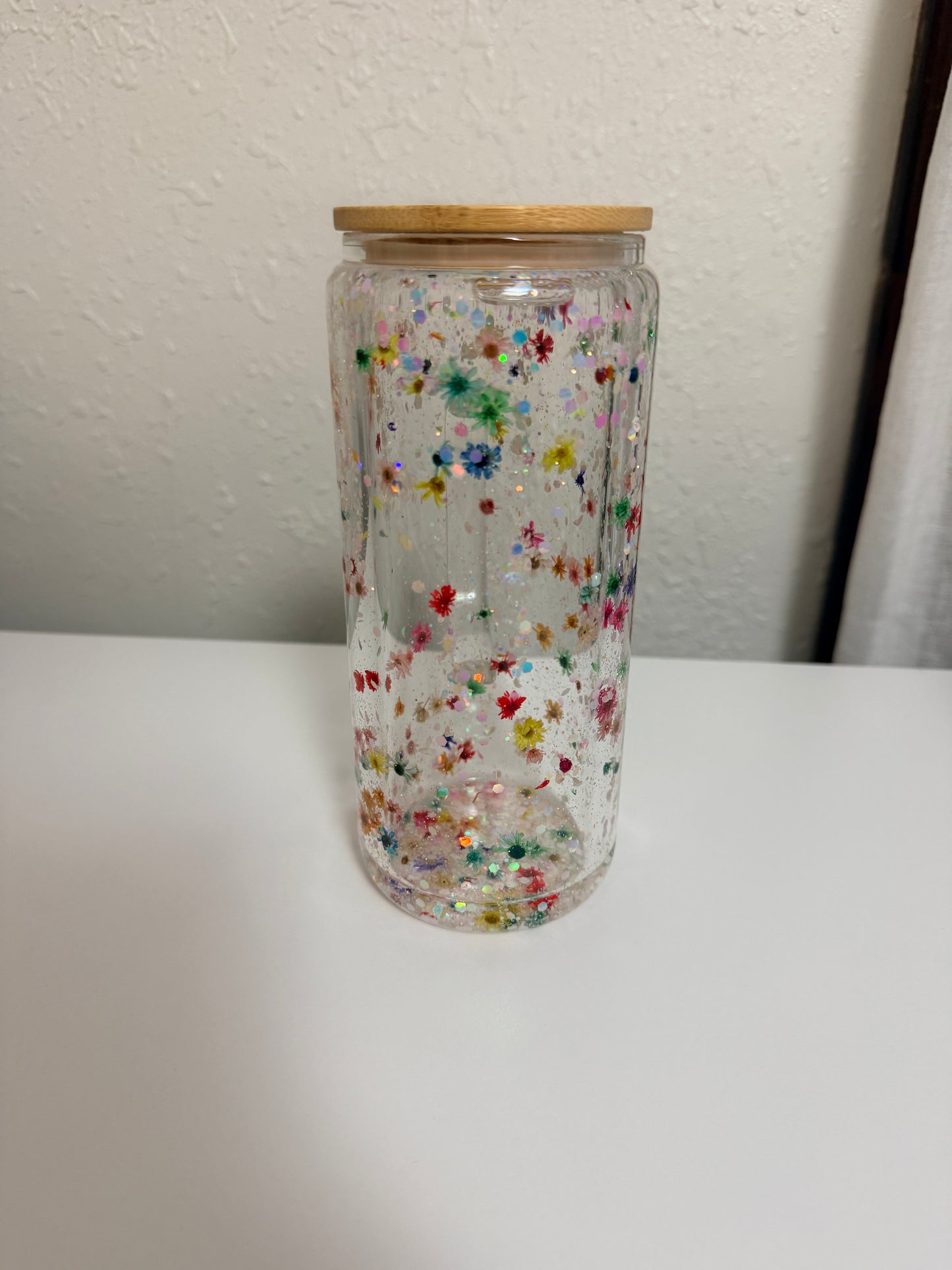 20oz Glass Snow Globe Flower Tumbler