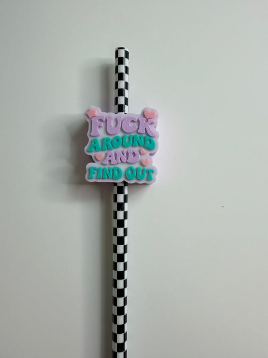 Find Out Straw Topper