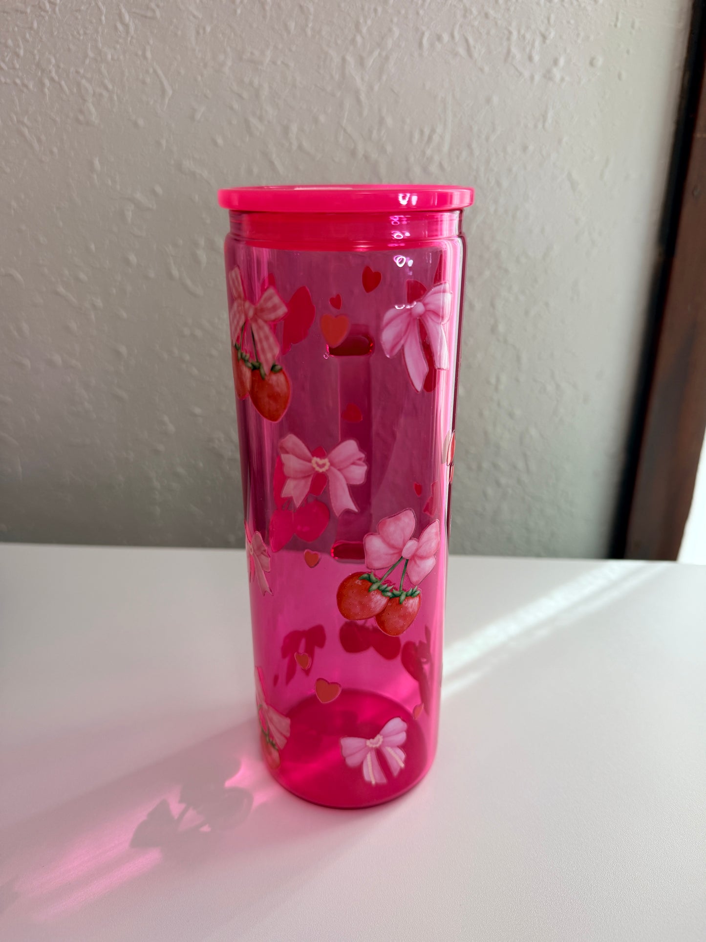 Strawberry and Bows Glass Tumbler