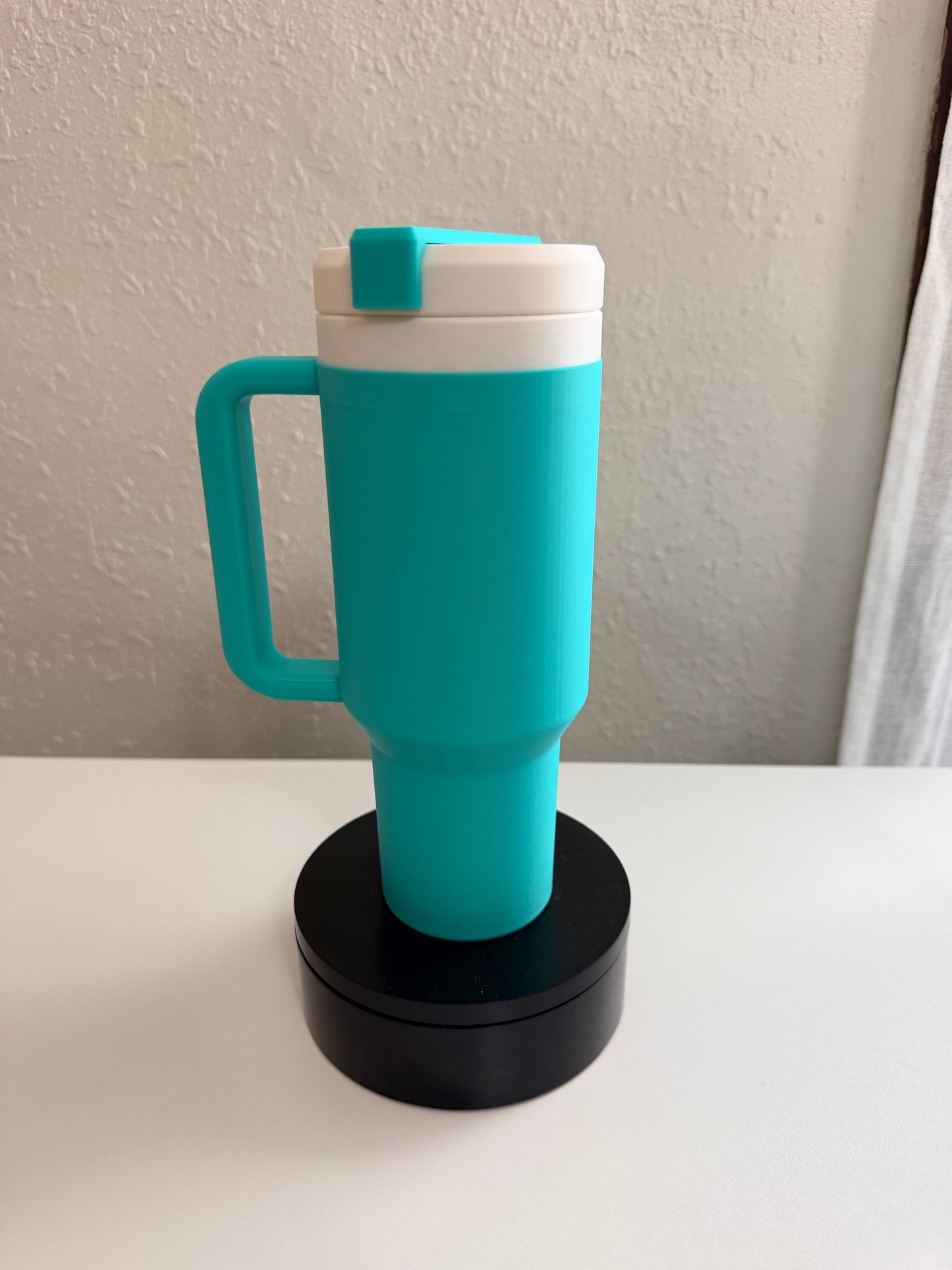 12oz Skinny Can Tumbler Holder